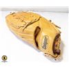 Image 1 : COOPER BASEBALL GLOVE & BALL (RIGHT HAND CATCH-
