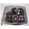 Image 1 : 6 PAIRS OF NEW BURGUNDY SUNGLASSES