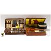Image 1 : 1960'S MEN'S TRAVEL GROOMING KIT UNUSED