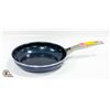 Image 1 : BLUE DIAMOND 8" ENHANCED CERAMIC NON STICK FRYING