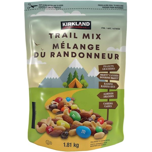 NEW BAG OF KIRKLAND SIGNATURE TRAIL MIX 1.81KG PER