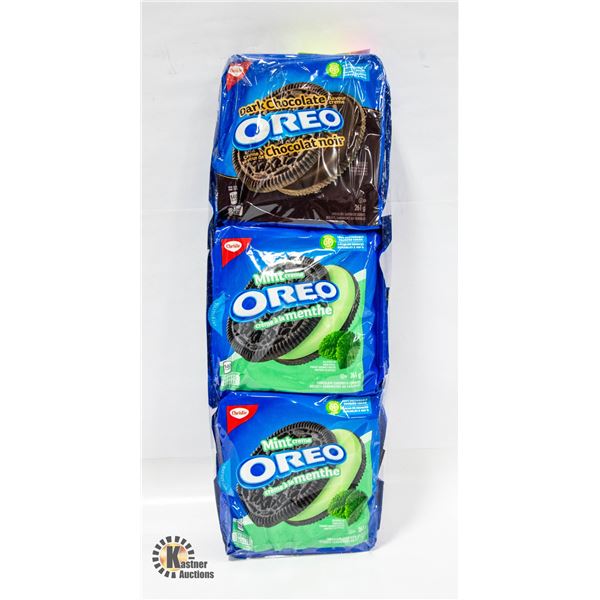 3 BAGS OF MIXED OREOS - 2 MINT AND 1 DARK CHOCOLAT