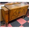Image 1 : VINTAGE ORNATE CARVED WOOD SIDEBOARD