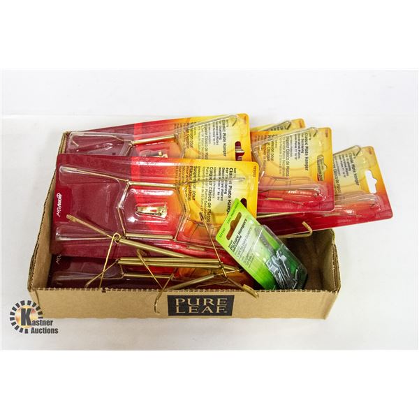 LOT OF PLATE HOLDERS