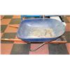 Image 1 : WHEELBARROW