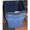 Image 1 : 3 RUBBERMAID STORAGE TOTES (NO LIDS)