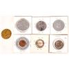 Image 2 : Grab Bag of Tokens/Pinback/Encased Penny    [175680]