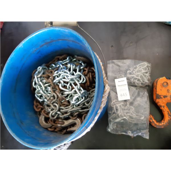 Chains & Hooks Cat C