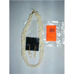 1 Fresh water pearl necklace