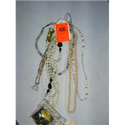 7 Mixed necklaces