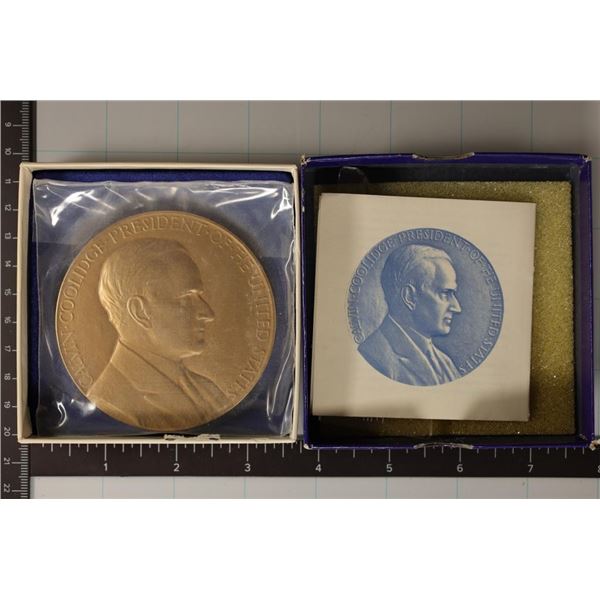 3 1/2  BRONZE MEDAL CALVIN COOLIDGE WITH STAND &