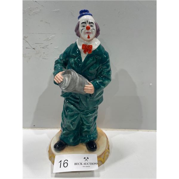 Royal Doulton   Will He - Won't He  Porcelain Figurine 9H