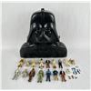 Image 1 : Star Wars Action Figure Case and Figures