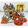 Image 1 : Vintage Halloween Die Cut Decorations