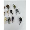 Image 6 : Collection of Vintage Star Wars Action Figures
