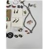 Image 7 : Collection of Costume Jewelry
