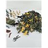 Image 4 : Collection of Plastic Army Men