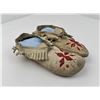 Image 3 : Plains Native American Indian Beaded Moccasins