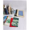 Image 5 : Assorted Collectible Books
