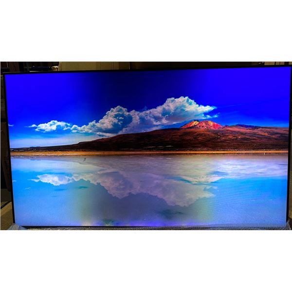NEW DEMO Samsung 65" Class QLED 4K Q70C Smart TV QN65Q70CAF - retail $1,299 SCREEN HAS DISCOLORATION
