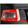 Image 3 : Group of 3 new assorted accessories - Insignia compact carrying case/ Go Travel Case+ & cleaning kit