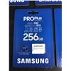 Image 2 : NEW Group of 5 Samsung Pro plus 256GB w/ SD adapter