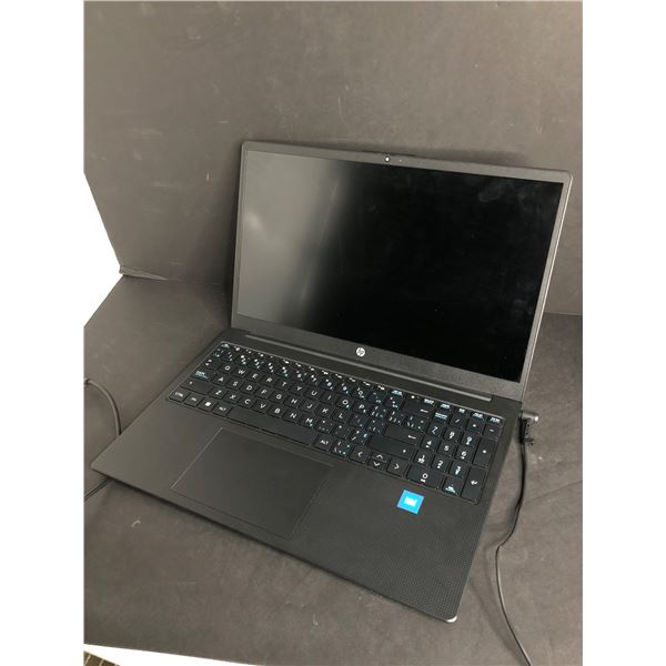 NEW HP 15.6" Laptop - Jet Black (Intel N100/512 GB SSD/8GB RAM/Windows 11 Home)