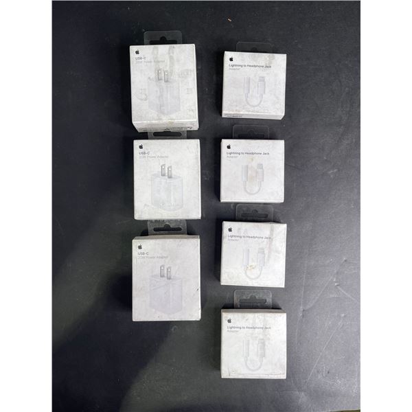 Group of NEW 3 USB-C 20W power adapters, 4 lightning to headphone jack