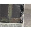 Image 2 : Microsoft Surface (Cracked)