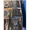 Image 3 : Pallet #180 - 50 Pares de Tenis/Zapatos/Botas