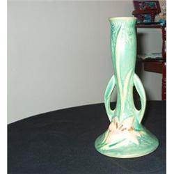 ROSEVILLE ZEPHYR LILY CANDLEHOLDER