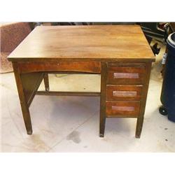 3/4 SIZE LINCOLN DESK