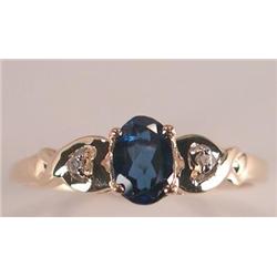 DIAMOND GOLD SHAPHIRE RING