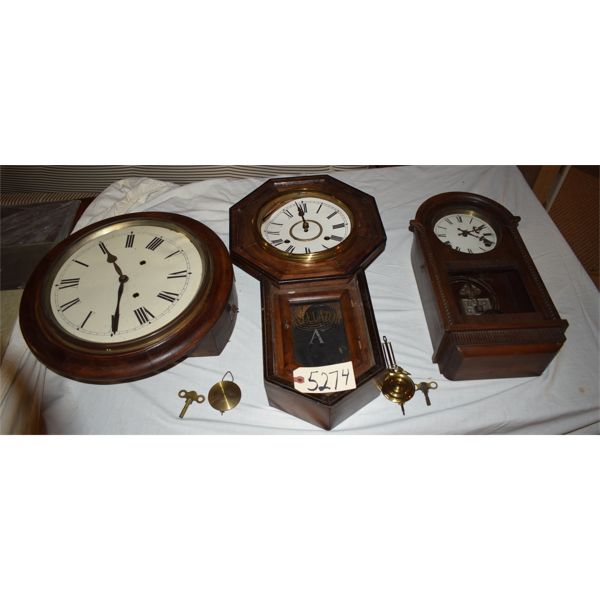 Box Lot Wood Clocks