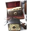 Image 2 : VINTAGE CAMERA  AND PHOTOGRAPHY EQUIPMENT