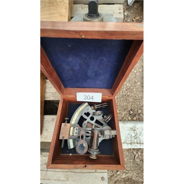 Kelvin & Hughes Optics part in case