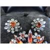 Image 2 : Vintage Brooch & Clip-on Earring Set - 16.9 Gram Total Weight