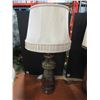 Image 1 : LAMPE DE TABLE