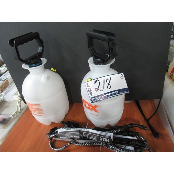 LOT DE 2x3.7L BOUTEILLES DE VAPORISATEUR A PRESSION