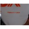 Image 2 : LOT DE 2x3.7L BOUTEILLES DE VAPORISATEUR A PRESSION