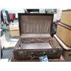 Image 2 : LOT DE 2 VALISES ASSORTIES RÉTRO