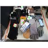 Image 3 : LOT DE 34 GANTS & MITAINES NEUF ASST ($500)