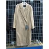 Image 1 : MANTEAUNEUF FEMME “MASSIMO DUTTI” XS ($399)