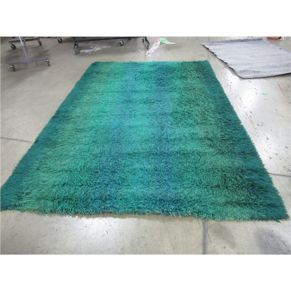 TAPIS 79” x 120” (6.6 x 10')