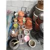 Image 2 : LOT DE POTS DE JARDINS/PLANTES ASSORTIS