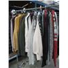 Image 2 : LOT DE 36 CHANDAILS / FEMME ASSORTIS XS-MED