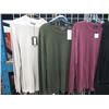 Image 2 : LOT DE 16 PULLS / FEMME NEUFS ASSORTIS ($450)