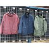 Image 8 : LOT DE 12 MANTEAUX D'HIVER FEMME ASSORTIS