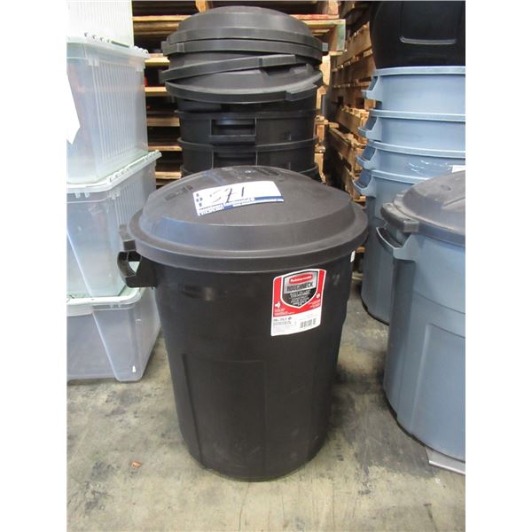 LOT DE 5 BACS 20GALS “RUBBERMAID” a/CVRT