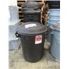 Image 1 : LOT DE 5 BACS 20GALS “RUBBERMAID” a/CVRT